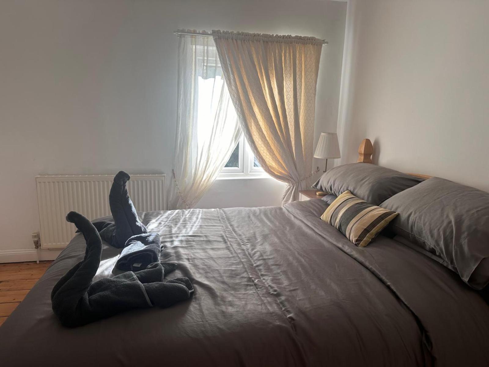 Villa Peace & Tranquility In The Centre Of Town Glastonbury Esterno foto