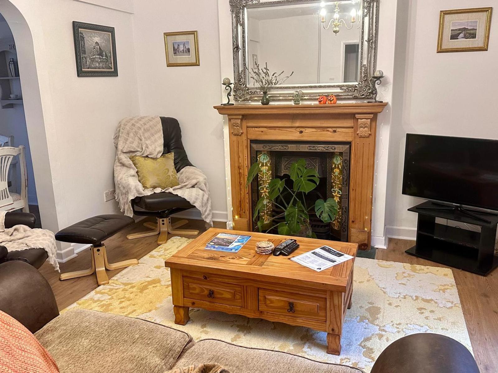 Villa Peace & Tranquility In The Centre Of Town Glastonbury Esterno foto